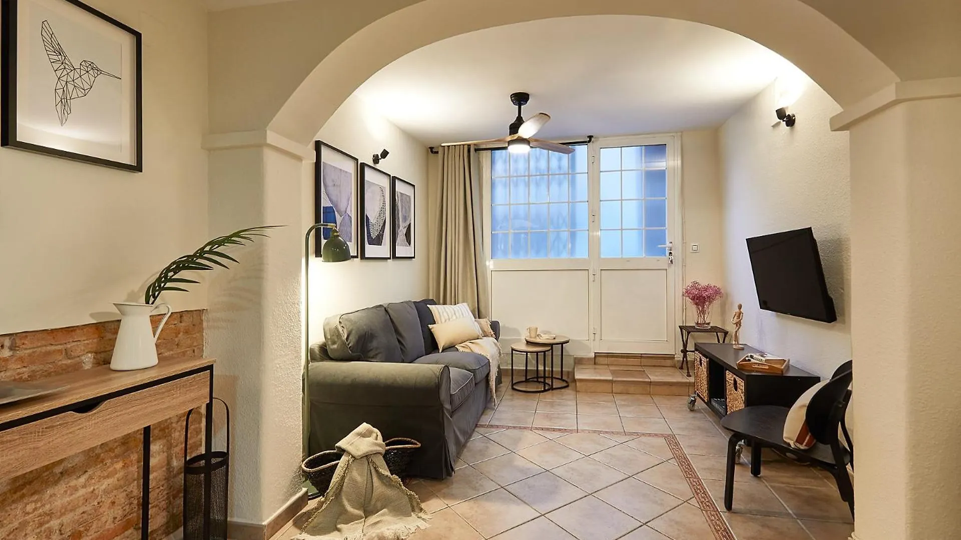 Bbarcelona Elkano Flat 0*, Barcelona Spain